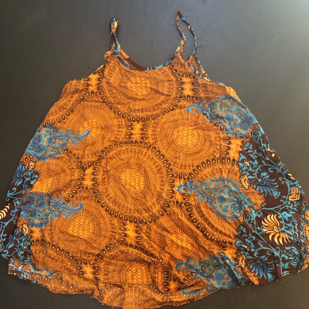 Women’s patterned tank top